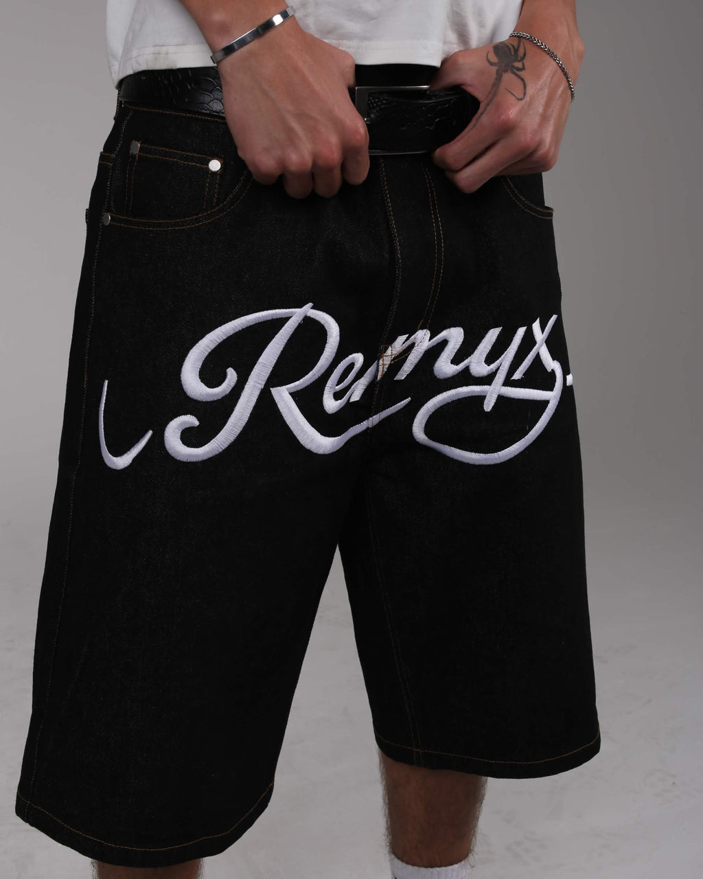 SCRIPT DENIM JORTS V8