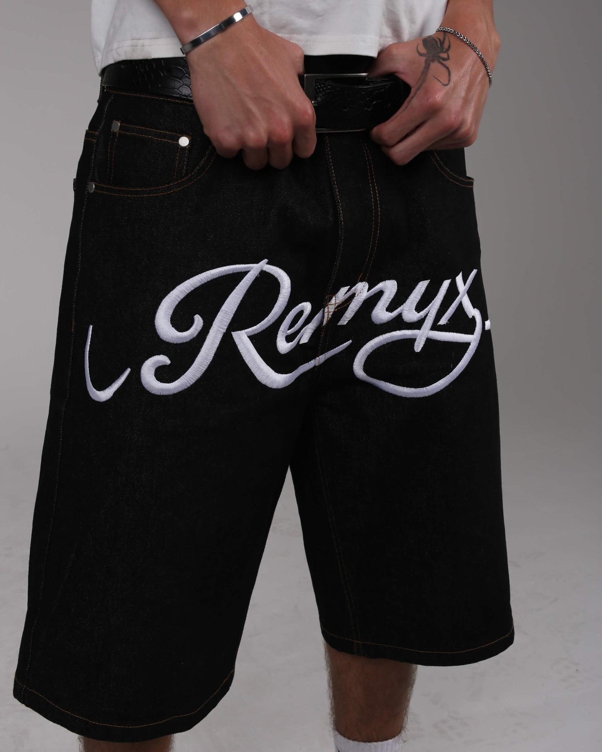 SCRIPT DENIM JORTS V8