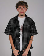 PLAID BUTTON UP V8