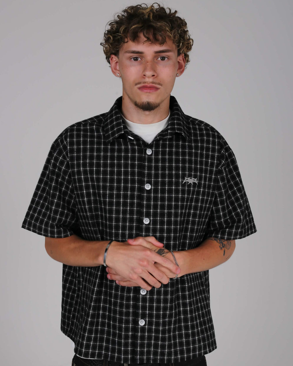 PLAID BUTTON UP V8
