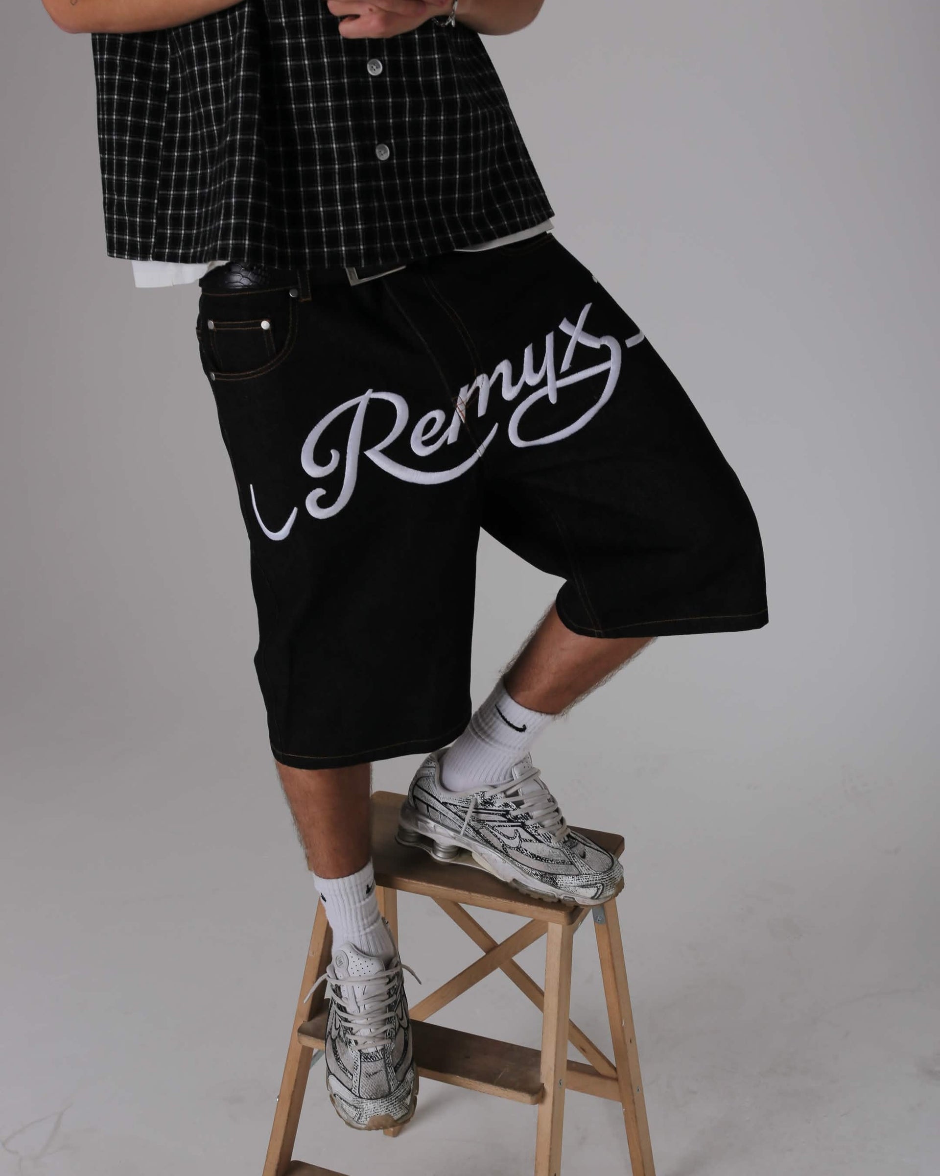SCRIPT DENIM JORTS V8